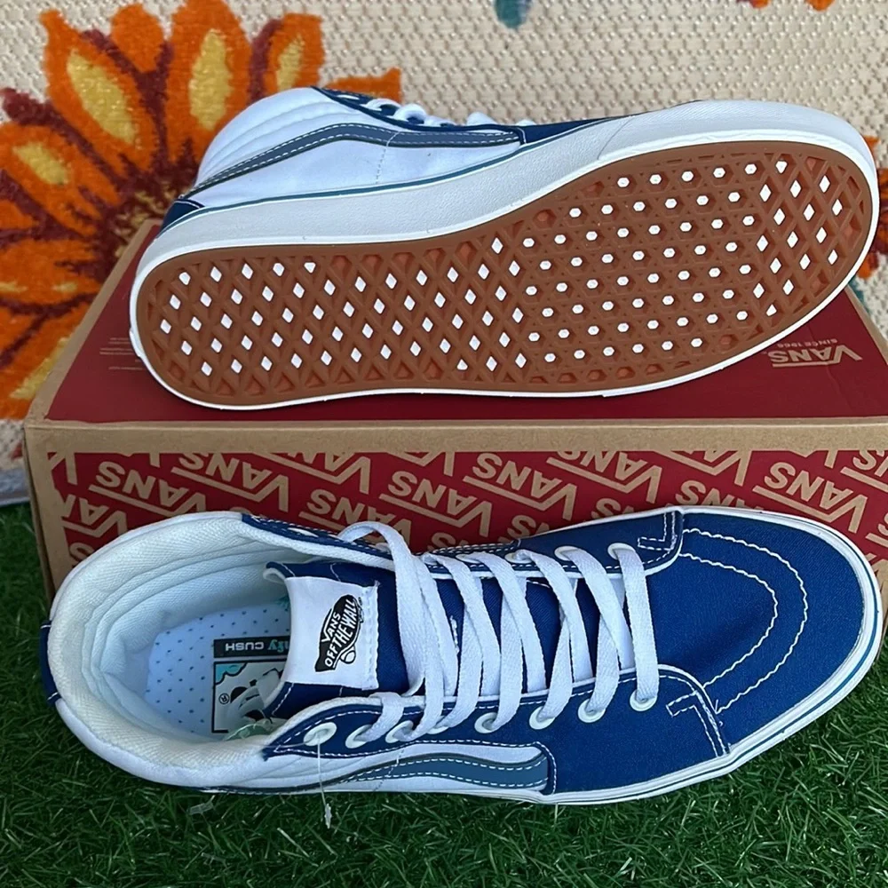 Vans Comfycush Sk8-Hi Tri-Tone True Blue/Moon Men’s sneakers - Picture 6 of 16